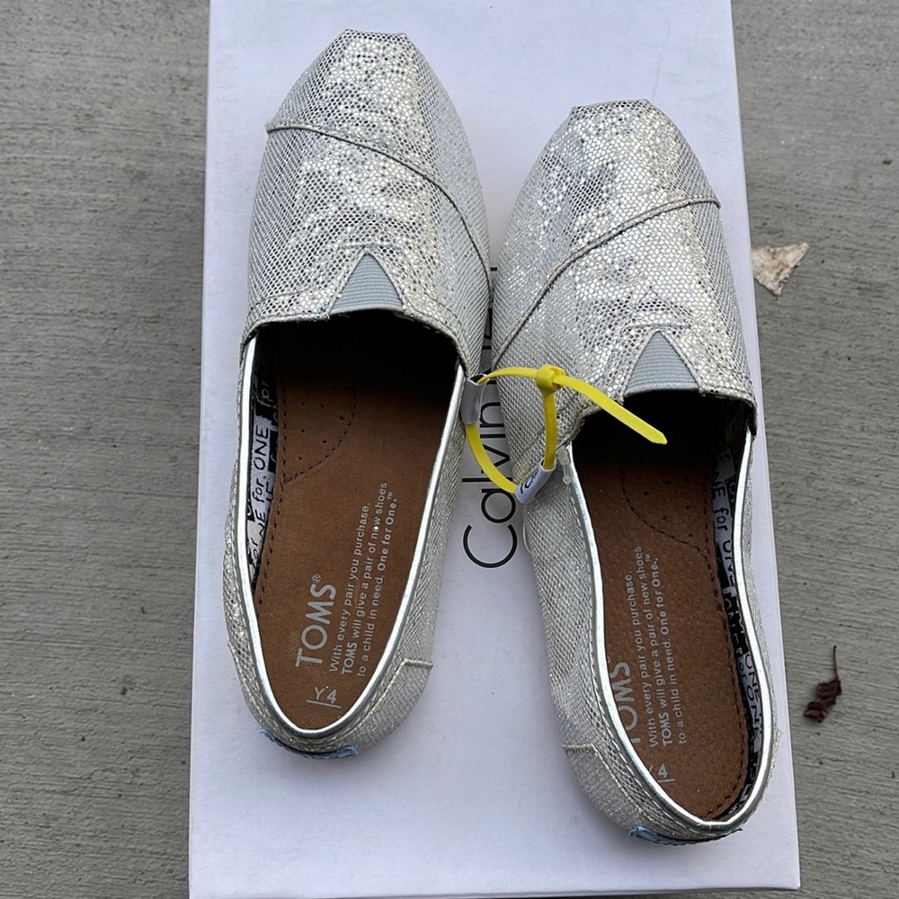 TOMS